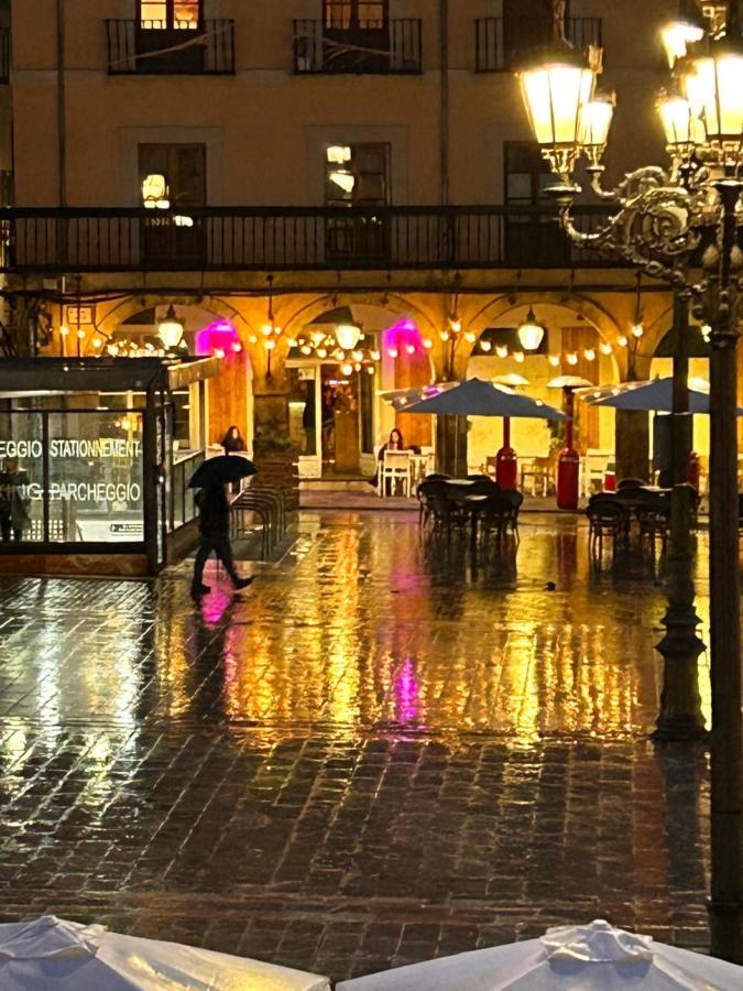 Plaza Mayor Leon - Bohemia المظهر الخارجي الصورة